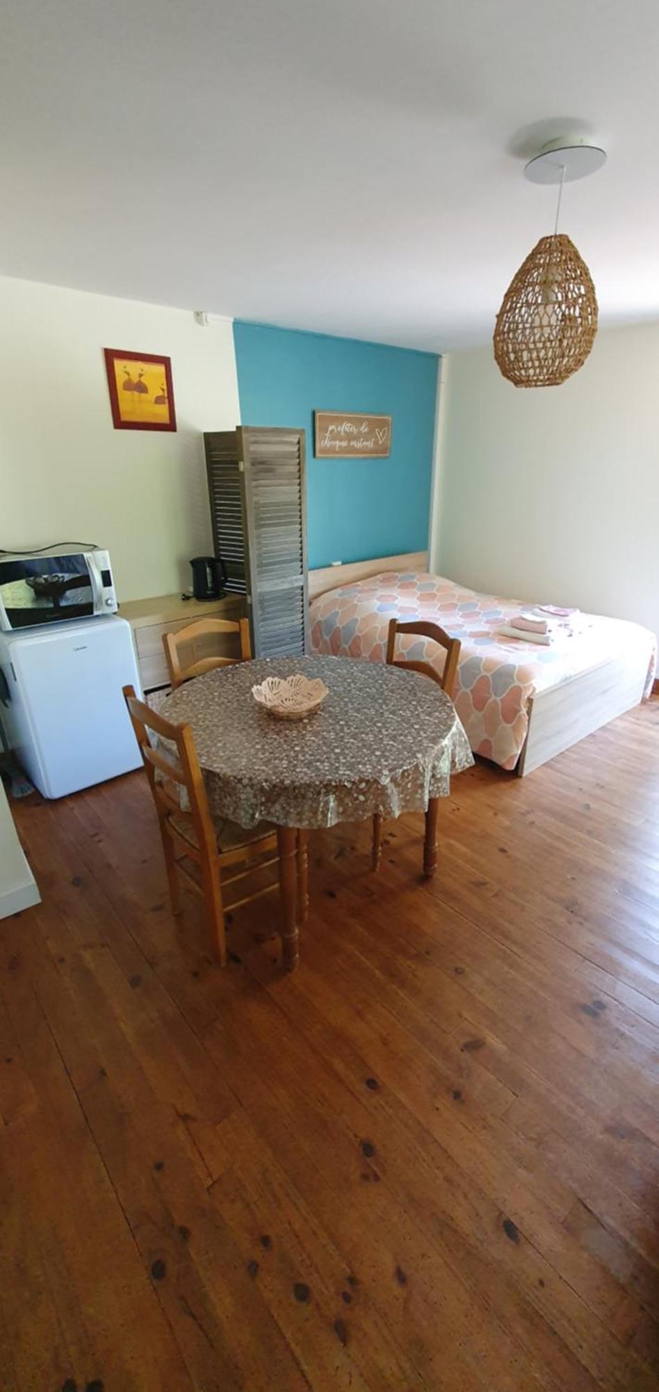 Le Studio De Rochavelle Apartment Chiche Bagian luar foto